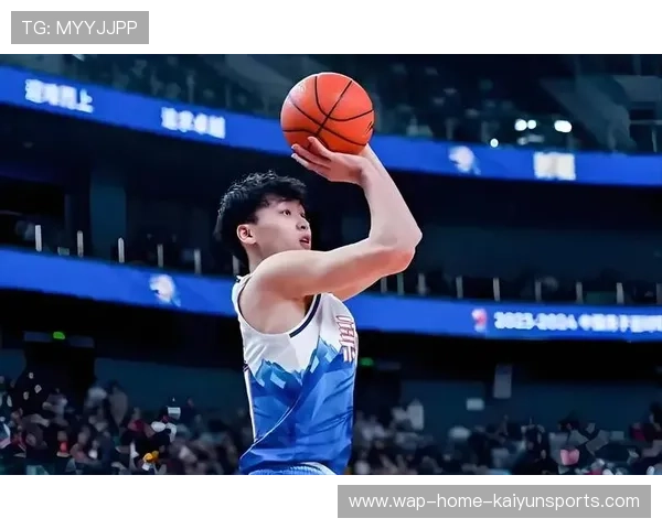 CBA新疆替补上场三分连中翻盘成就经典